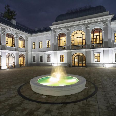 Považská Bystrica Hotel Gino Park Palace מראה חיצוני תמונה