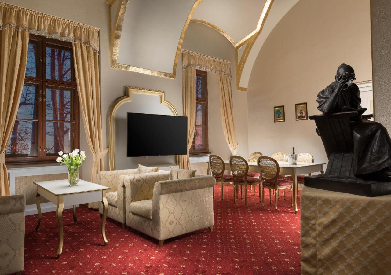 Považská Bystrica Hotel Gino Park Palace מראה חיצוני תמונה