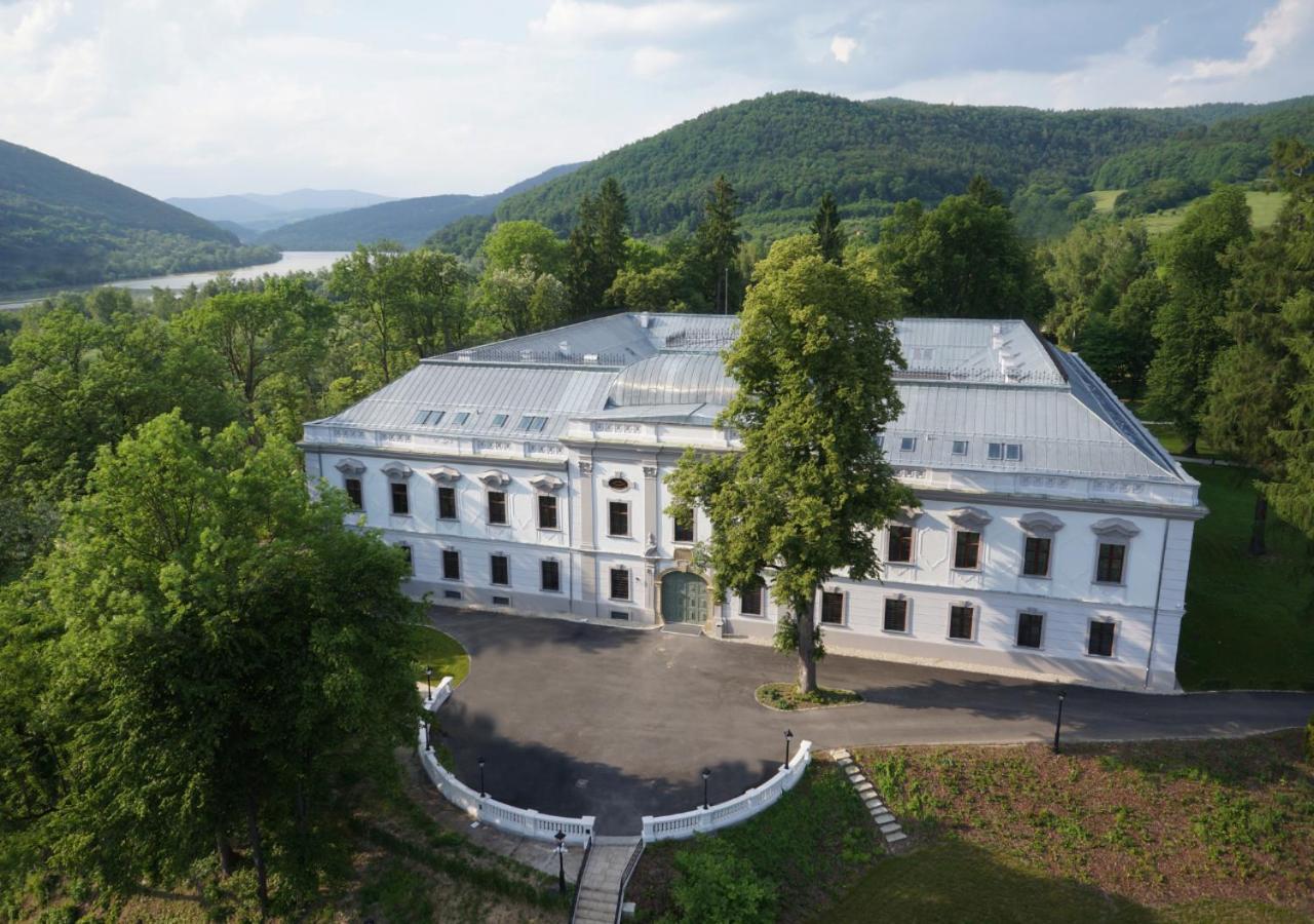 Považská Bystrica Hotel Gino Park Palace מראה חיצוני תמונה